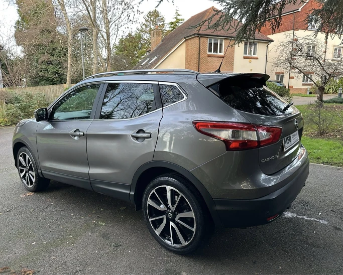2016 Nissan Qashqai for sale - Car sales in carshalton - MEB Vehicle Sales Sutton 05